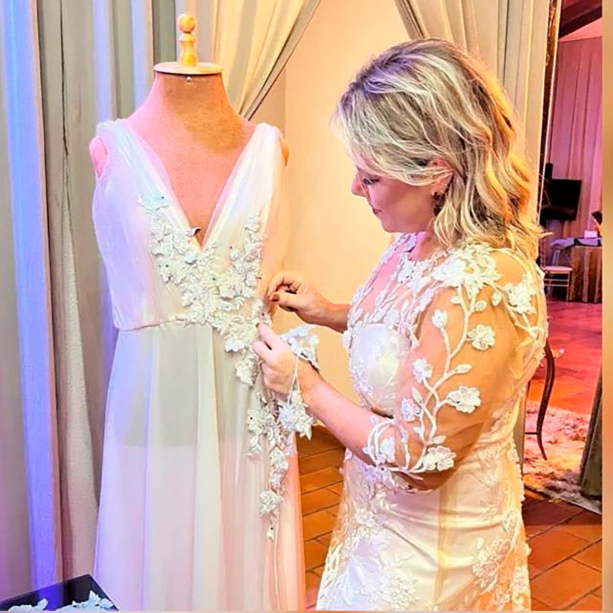 Atelier Ana Netto é especializado na confecção e aluguel de vestidos para noivas, madrinhas, mães de noivos, debutantes, daminhas e eventos especiais.