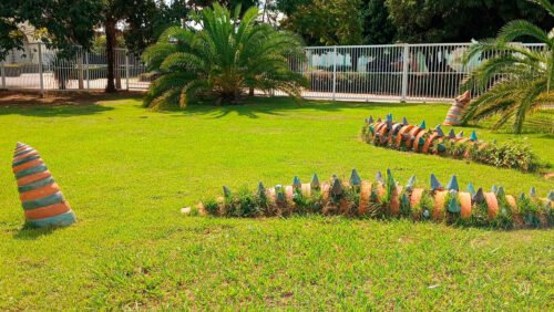 O Minhocão do Rio Paraguai A Lenda da Serpente Gigante Presa Sob Cáceres